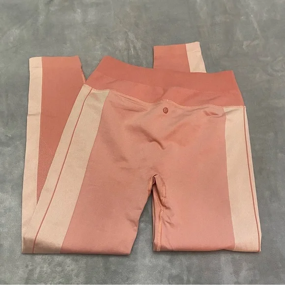 Lululemon Ebb to Train Tight Abstract Pink 21368 - Picture 9 of 13